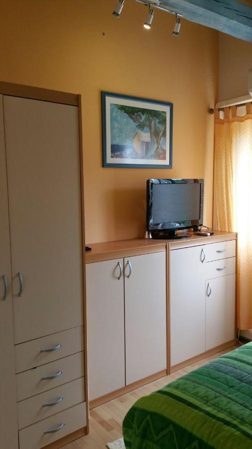 Tri Palme Appartement Prvic Sepurine Buitenkant foto