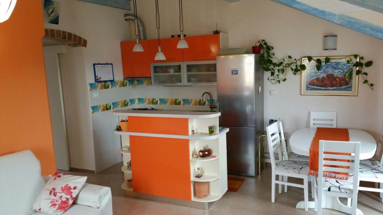 Tri Palme Appartement Prvic Sepurine Buitenkant foto