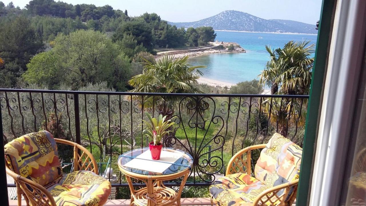 Tri Palme Appartement Prvic Sepurine Buitenkant foto