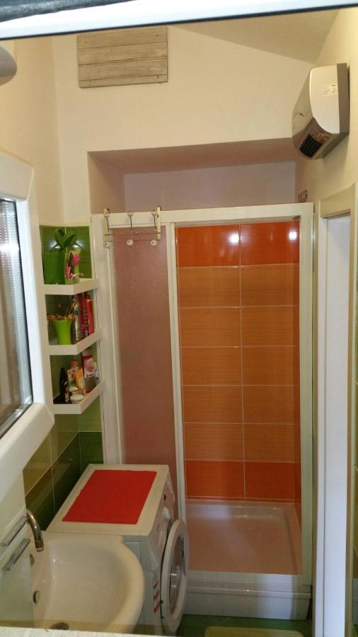 Tri Palme Appartement Prvic Sepurine Buitenkant foto