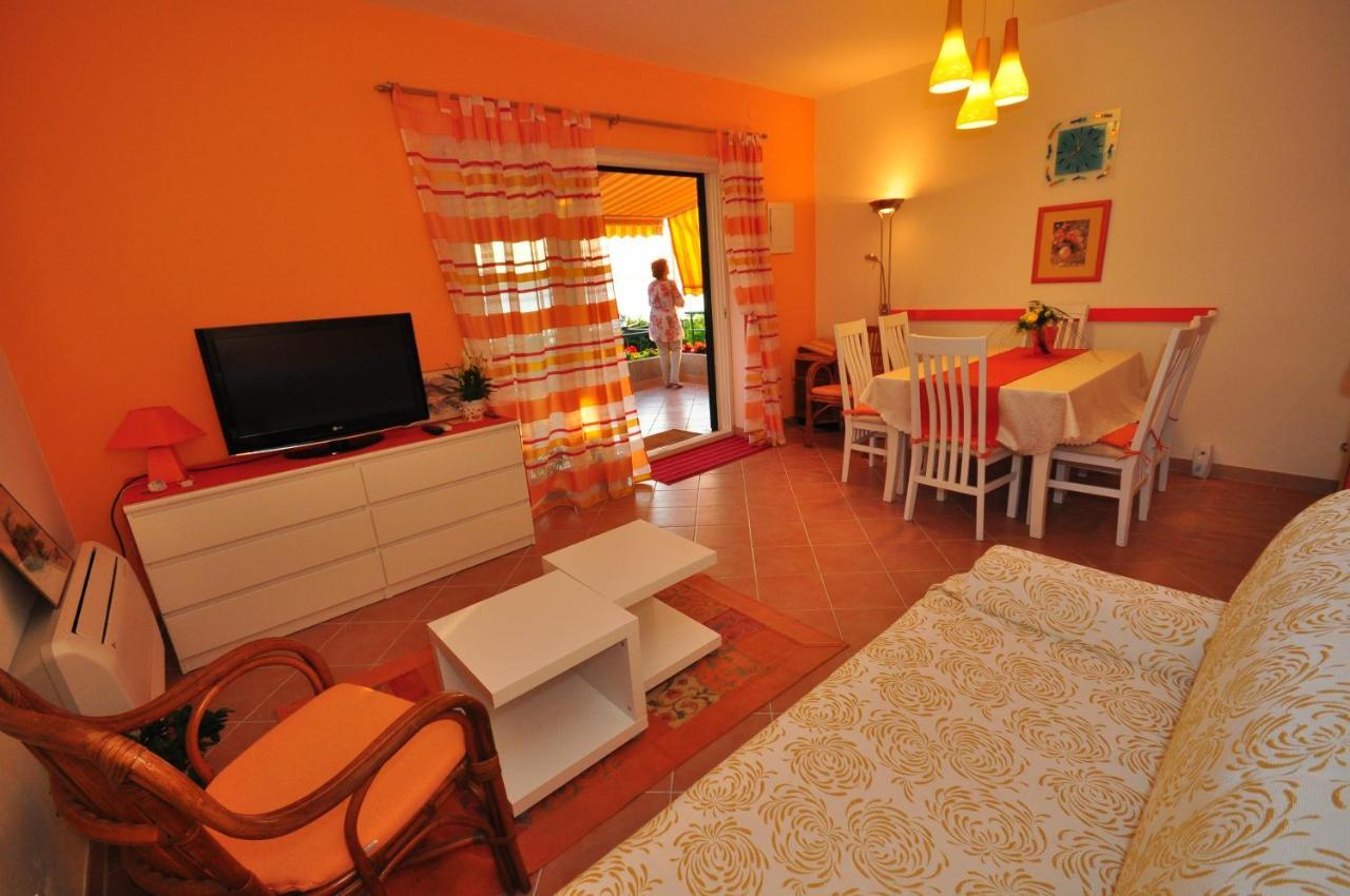 Tri Palme Appartement Prvic Sepurine Buitenkant foto