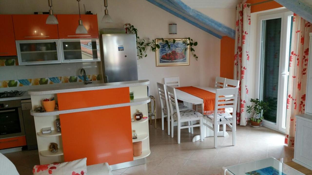 Tri Palme Appartement Prvic Sepurine Buitenkant foto