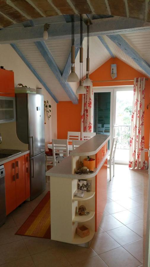 Tri Palme Appartement Prvic Sepurine Buitenkant foto